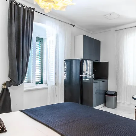 Pensionat Hrpina Heritage House Ii Makarska