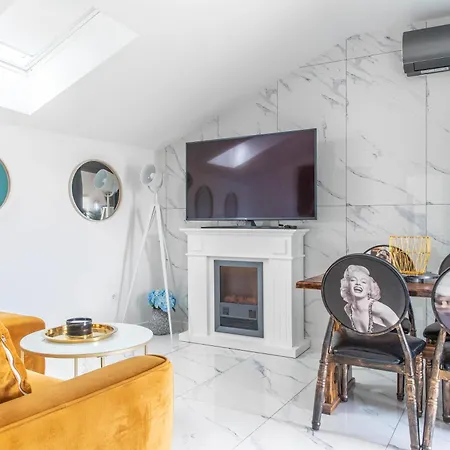 Hrpina Heritage House Ii 3* Makarska