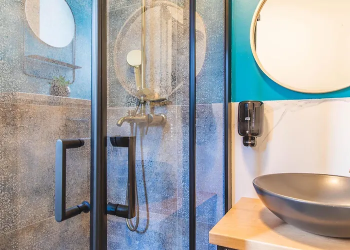 招待所 Hrpina Heritage House Ii