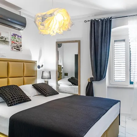 Hrpina Heritage House Ii Gasthuis