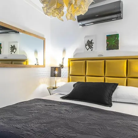 Hrpina Heritage House Ii Makarska