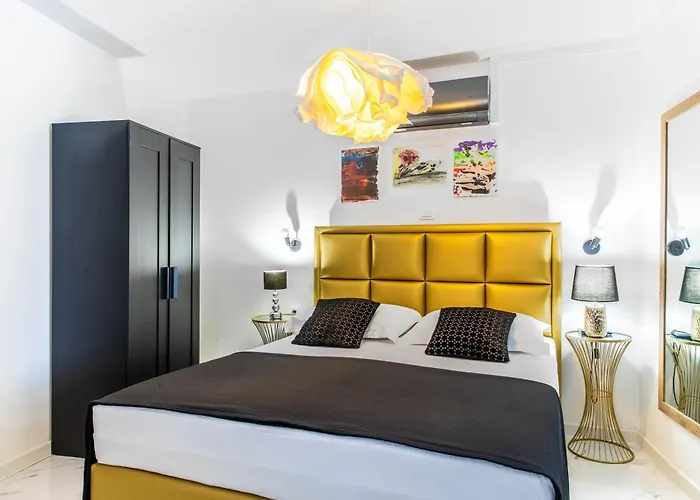 Hrpina Heritage House Ii מאקרסקה