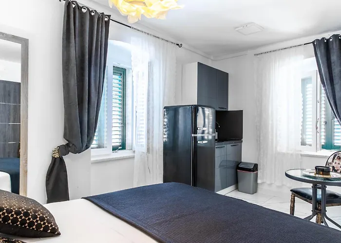 Guest house Hrpina Heritage House Ii Makarska