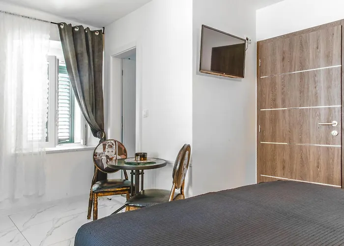 Hrpina Heritage House Ii 3*