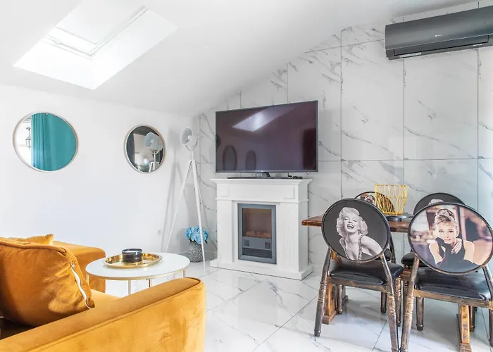 Hrpina Heritage House Ii 3* Makarska